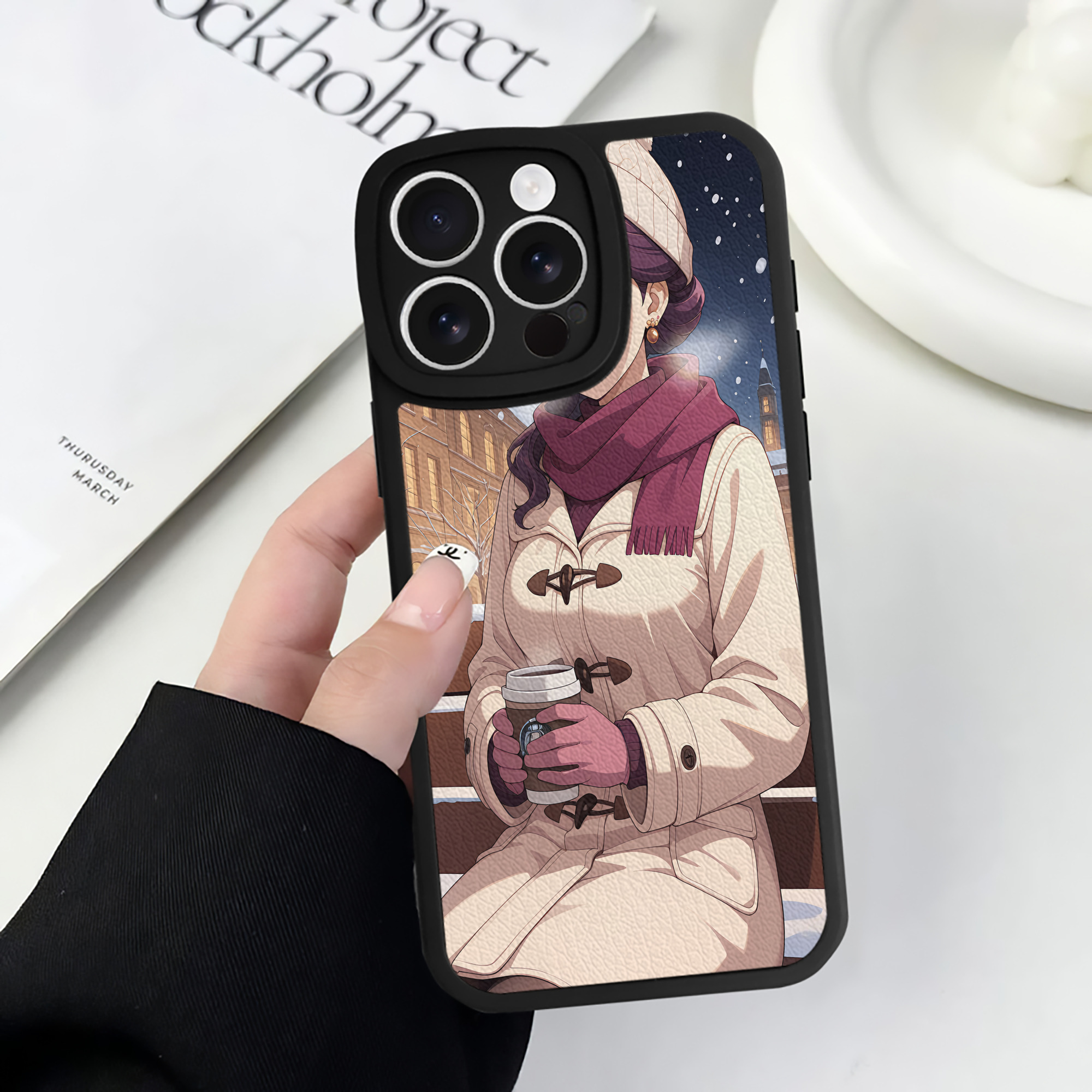 薬屋のひとりごと The Apothecary Diaries 【iPhone 16シリーズ対応】シリコンスマホケース（レザー調） 材質：シリコン